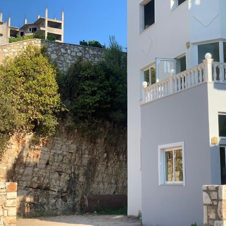 Villa Sopebra Sarande Luaran gambar