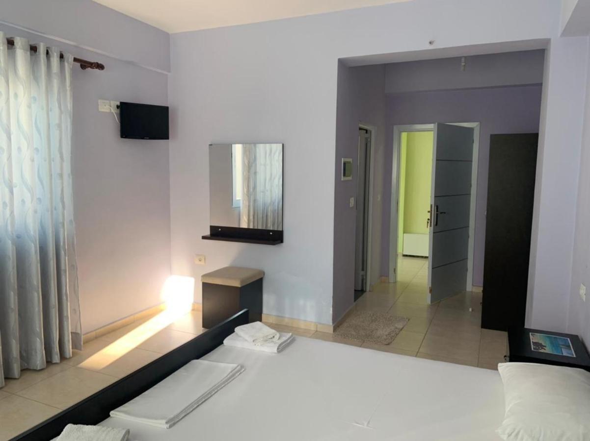 Villa Sopebra Sarande Luaran gambar
