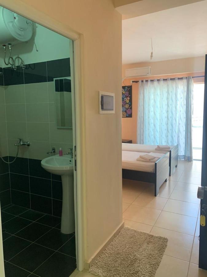 Villa Sopebra Sarande Luaran gambar