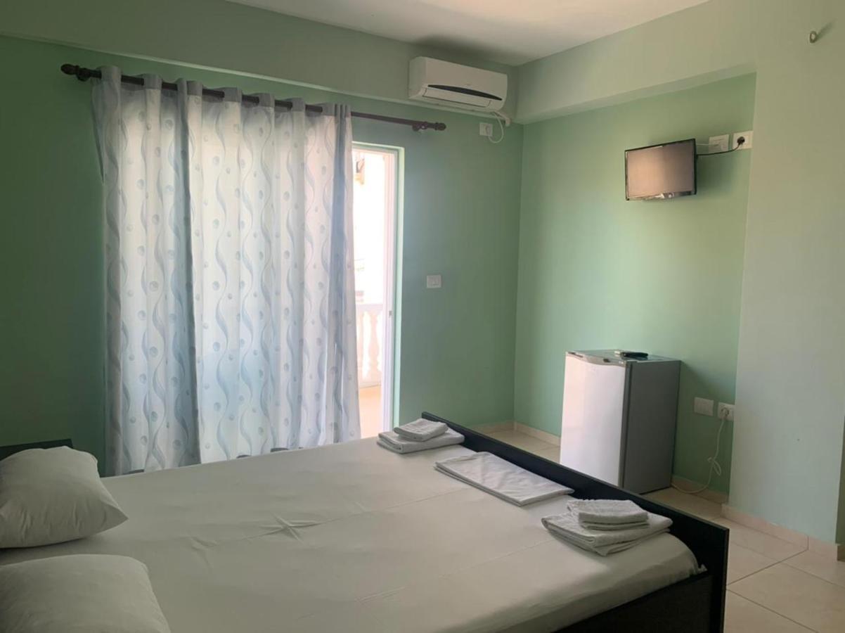 Villa Sopebra Sarande Luaran gambar