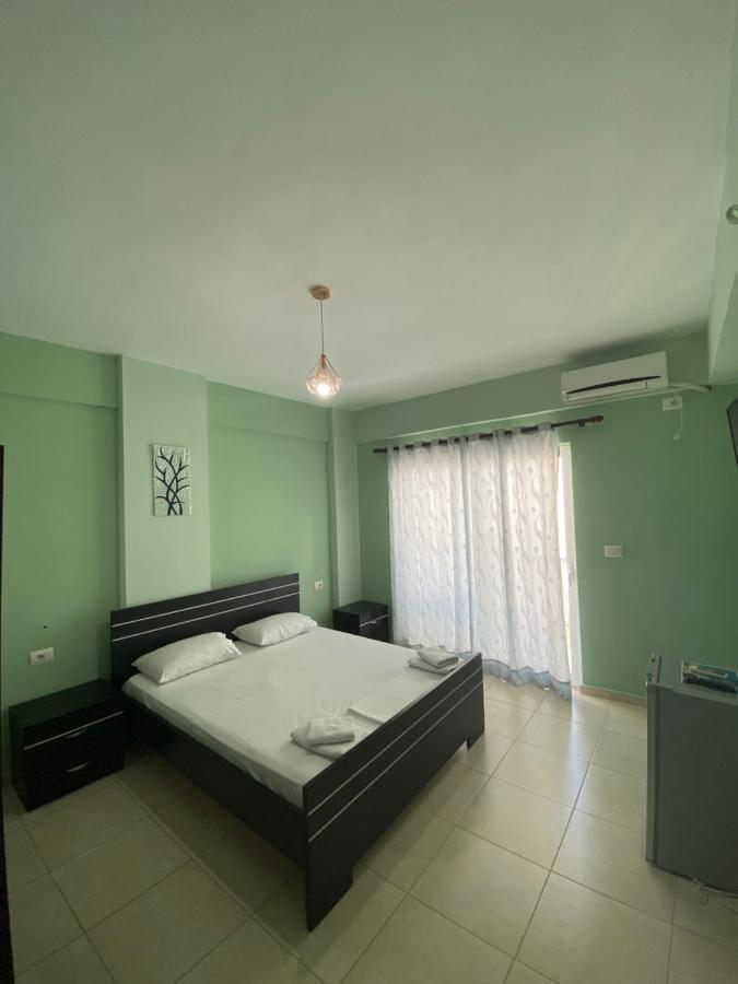 Villa Sopebra Sarande Luaran gambar
