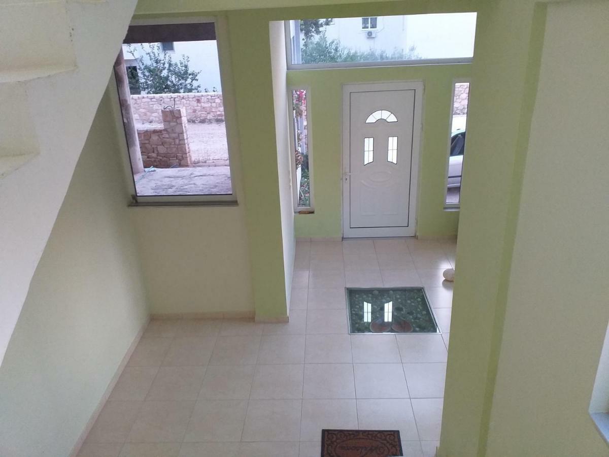 Villa Sopebra Sarande Luaran gambar